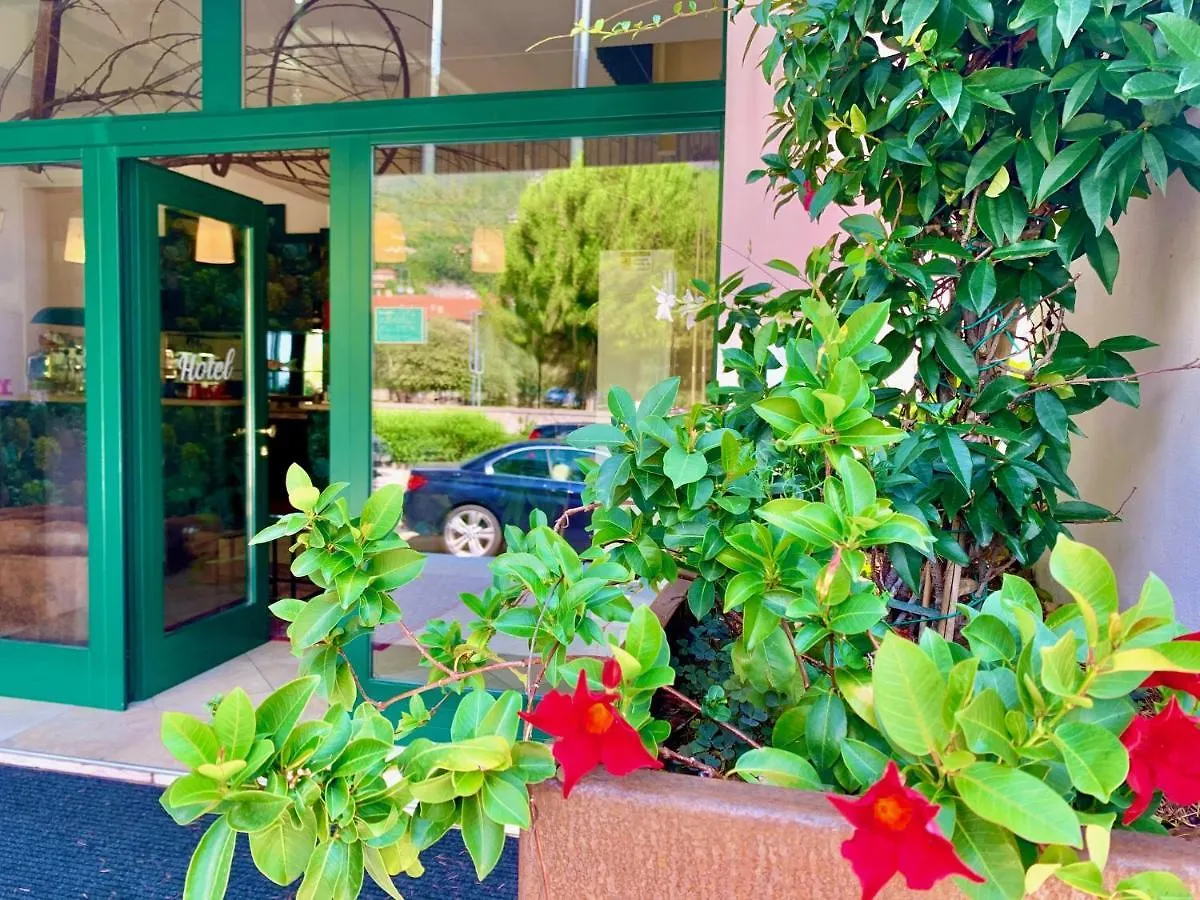 ***  Ennesima Osteria Con Alloggio - Bike Hotel Toscolano Maderno Italie