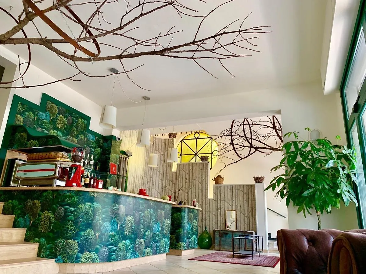 ***  Ennesima Osteria Con Alloggio - Bike Hotel Toscolano Maderno Italie