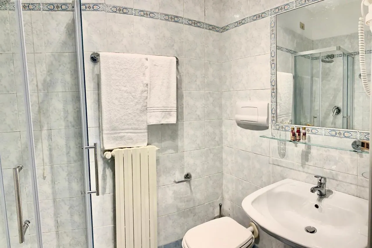 Ennesima Osteria Con Alloggio - Bike Hotel Toscolano Maderno